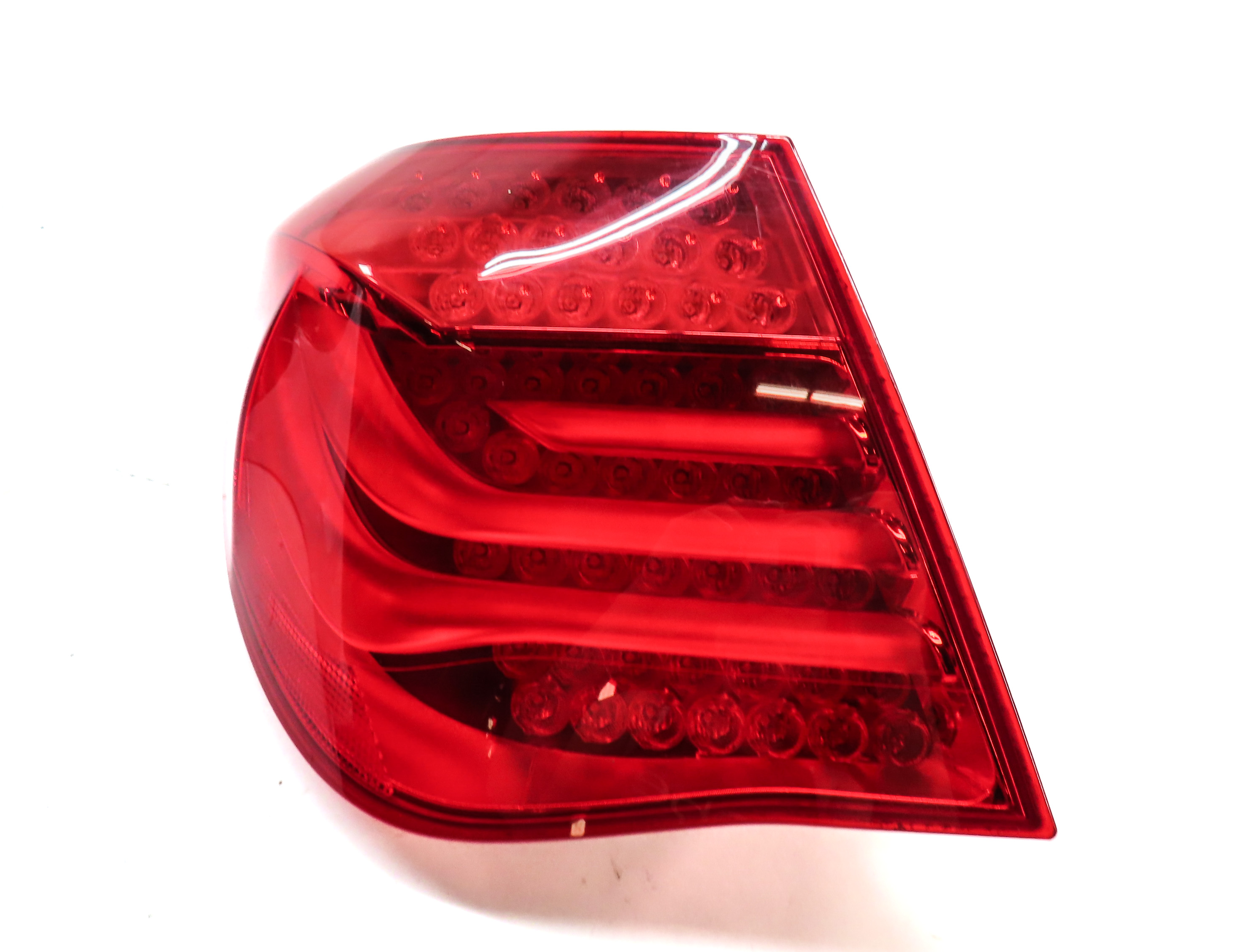 2009-2012 BMW 7 SERIES (F01) LEFT DRIVER REAR OUTER TAILLIGHT BRAKE LIGHT LAMP — exact item pictured